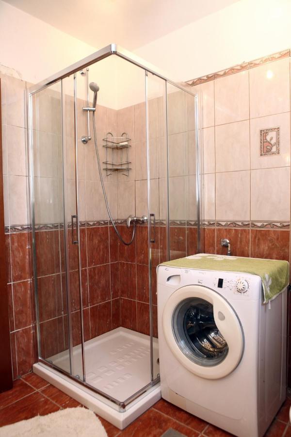 Rooms Torcello - With Shared Bathroom Portorož Dış mekan fotoğraf